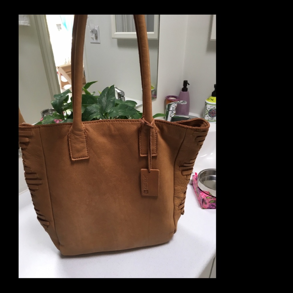 Leather tote bag
